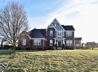 1231 Winfield Ct, Greenwood, IN 46143