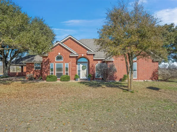 231 Trlica Rd, West, TX 76691