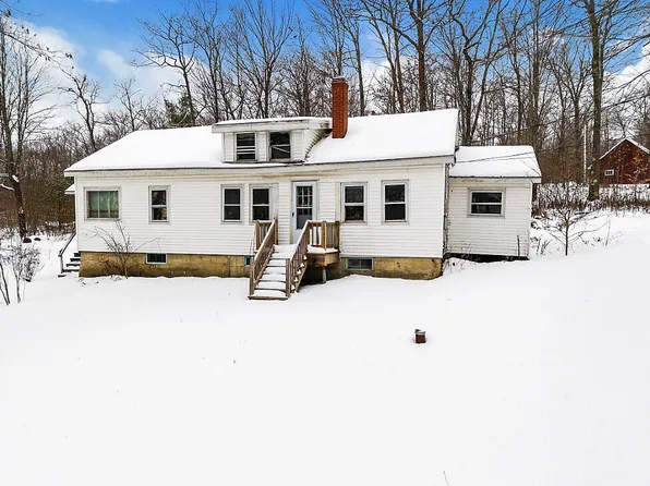 7 Frog Holler Lane, Augusta, ME 04330