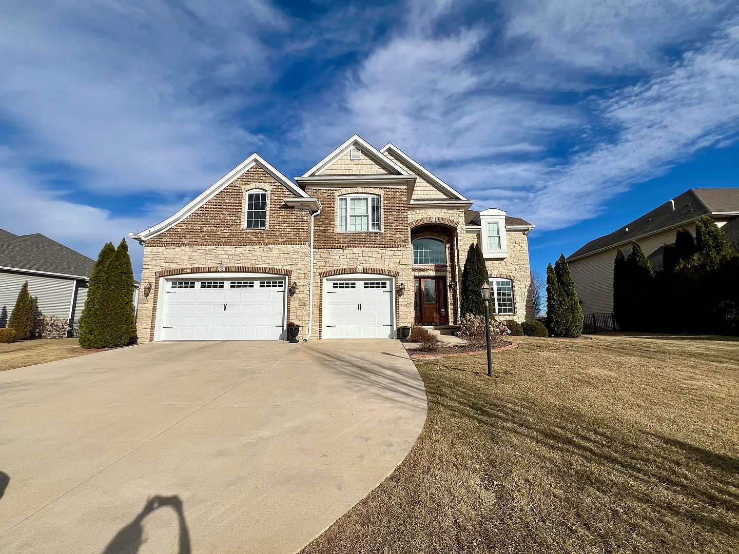 1402 English Oak Dr photo 1