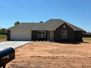 403 NW 8th St, Wagoner, OK 74467