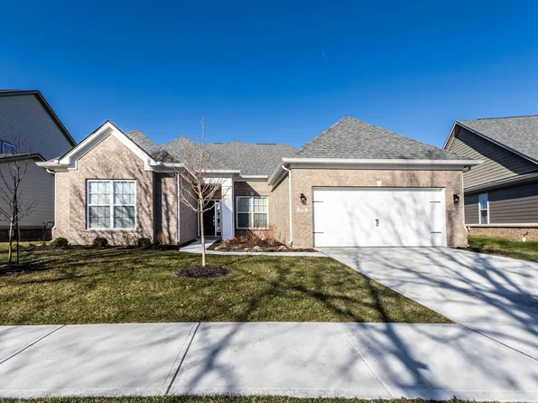 2352 Somerset Cir, Franklin, IN 46131