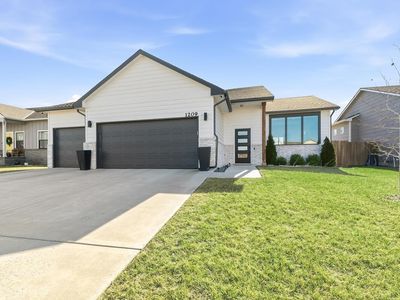 1209 E Prairie Hill Cir, Wichita, KS, 67219