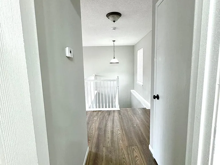 Zaun Avenue Duplexes — Photo 6