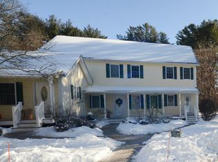 7 Brooksbie Rd UNIT 4, Bedford, MA 01730