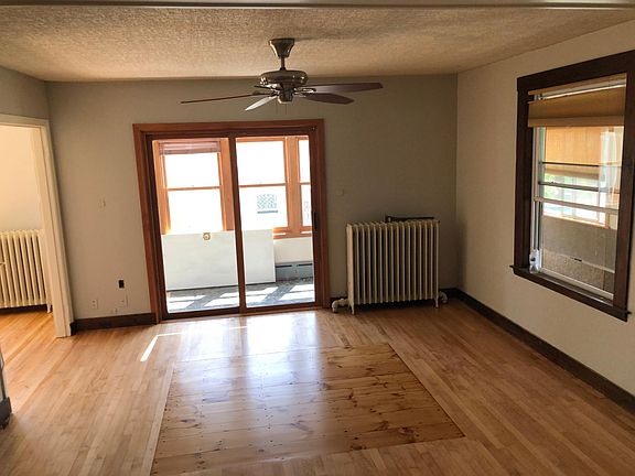 3rd image of 55 Elwyn Ave