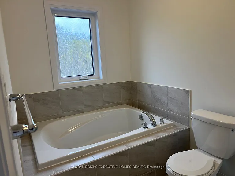 303 Starlight Ave — Photo 9