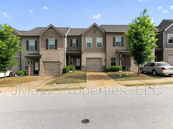 7151 Chara Ln, Atlanta, GA 30331