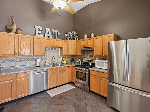 5th image of 209 Lorien Ct