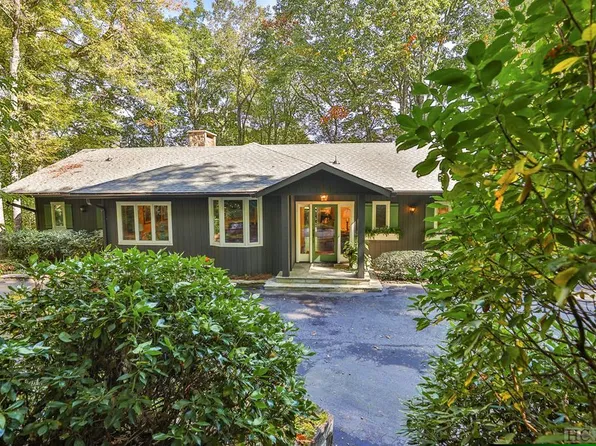 855 Moorewood Circle, Highlands, NC 28741