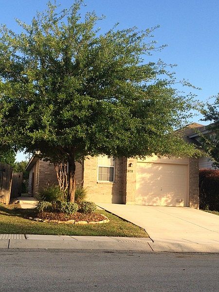 1st image of 14 Coastal Ln