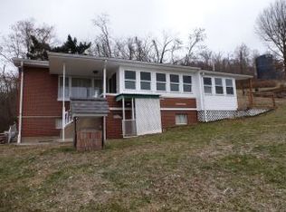 573 W 41st St, Shadyside, OH 43947