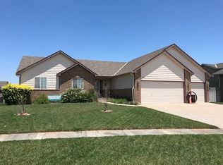 2506 E Eastridge St, Goddard, KS 67052