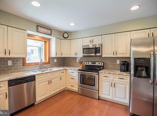 124 Braddock Ave, Hammonton, NJ 08037