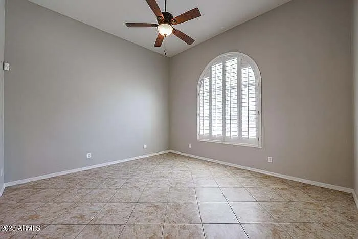 3 bed, 2.5 bath, 1454 sqft, $2,060 — Photo 4