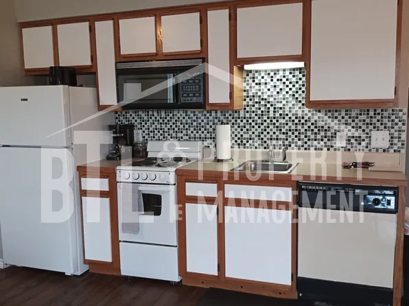 21 Fall Creek Trl APT 1, Branson, MO 65616