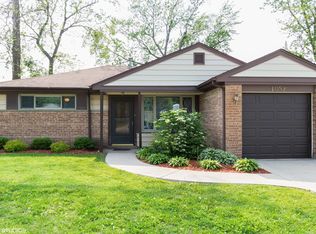 1052 S 3rd Ave, Des Plaines, IL 60016