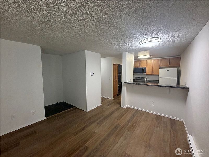 4th image of 516 S 325th Street #20H