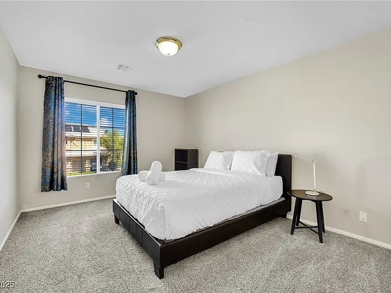 9677 Casper Peak Ct — Photo 27