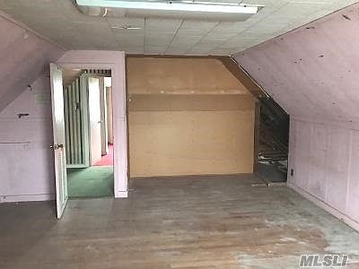 2nd image of 1016 Glen Dr
