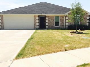 616 Antonio Ln, Waxahachie, TX 75165