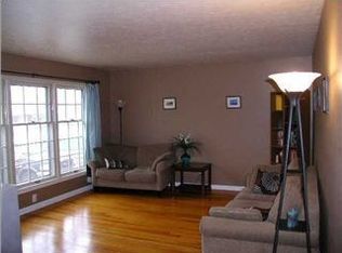 5808 Bocagrande Dr, Louisville, KY 40219