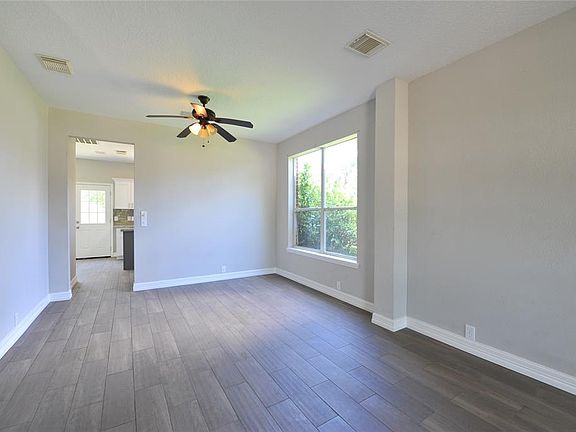 3rd image of 6203 Canyon Top Ct