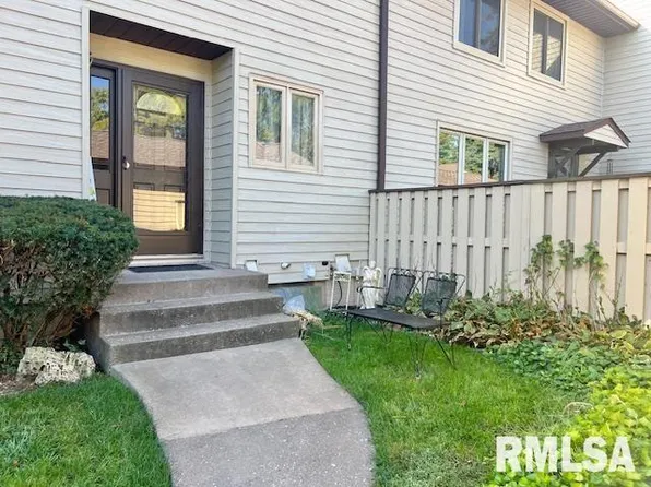 3550 Devils Glen Rd, Bettendorf, IA 52722