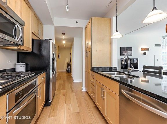 5th image of 505 N McClurg Ct APT 902