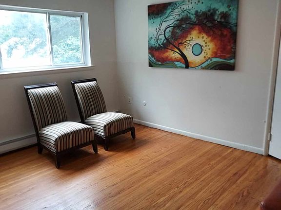 3rd image of 6511 N Camac St #6