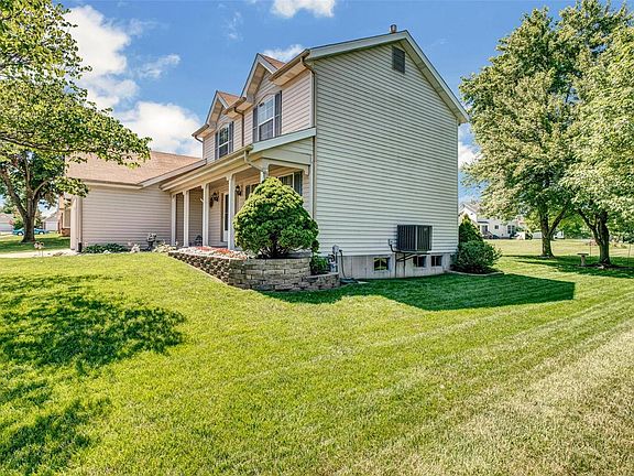 3rd image of 15421 Bradford Place Dr