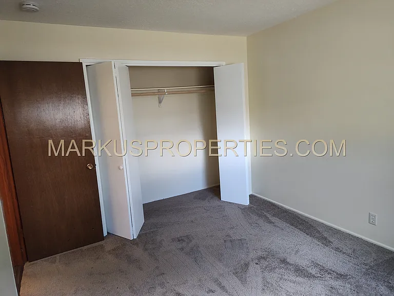 110 SW 137th Ave #3 — Photo 16