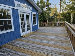 11279 S River Rd, Gulfport, MS 39503