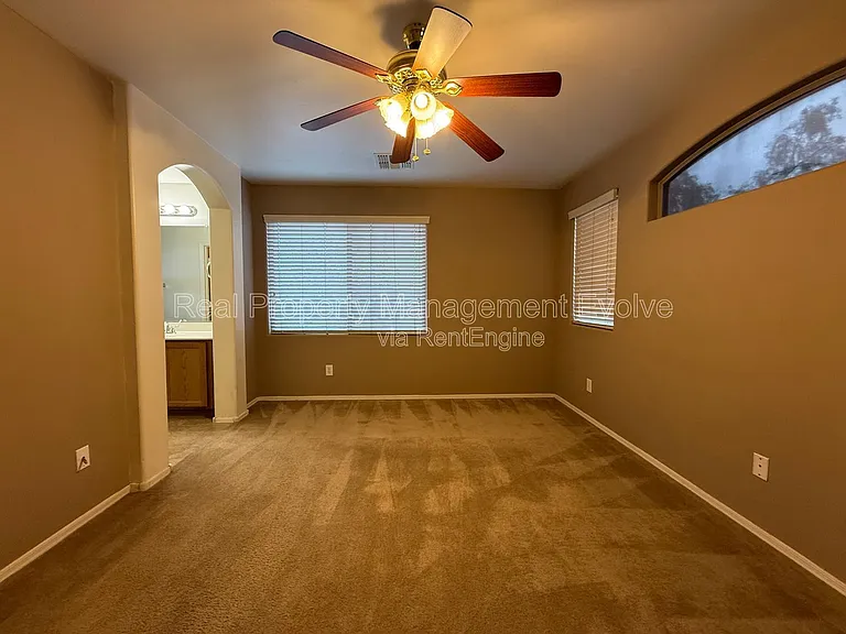 9854 E Escondido Ave — Photo 15