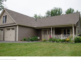 67 Chickadee Ln, Hampden, ME 04444