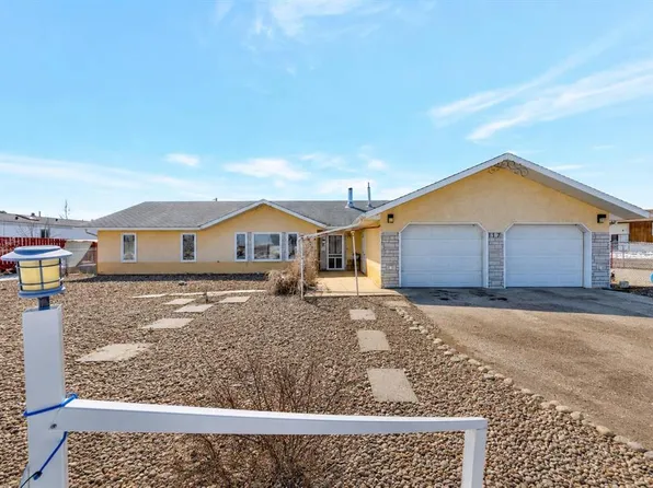 117 NE 2nd Ave W, Marshall, SK S0M 1R0