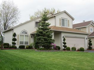 974 Tallgrass Dr, Bartlett, IL 60103