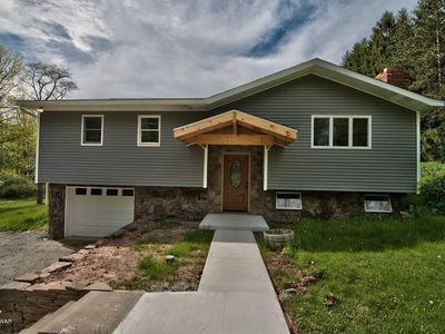 12 Beech St, Honesdale, PA, 18431