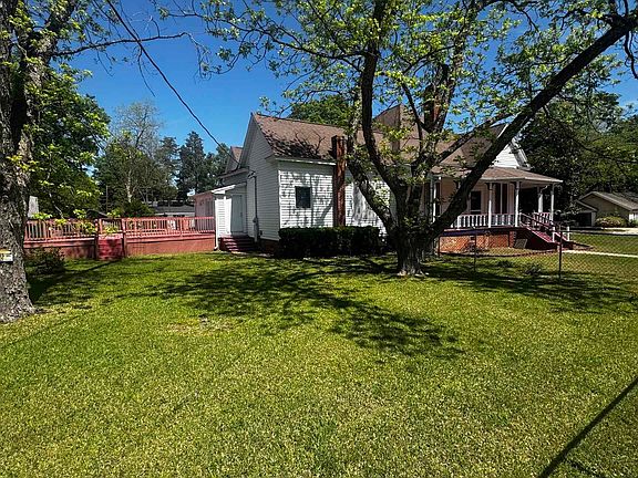 5th image of 158 Saluda St