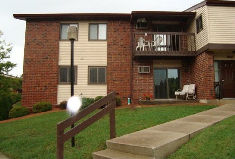 1st image of 804 S Park Ave APT 2C