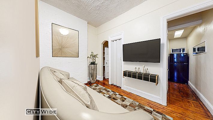 1st image of 131 E 45th St APT 3F