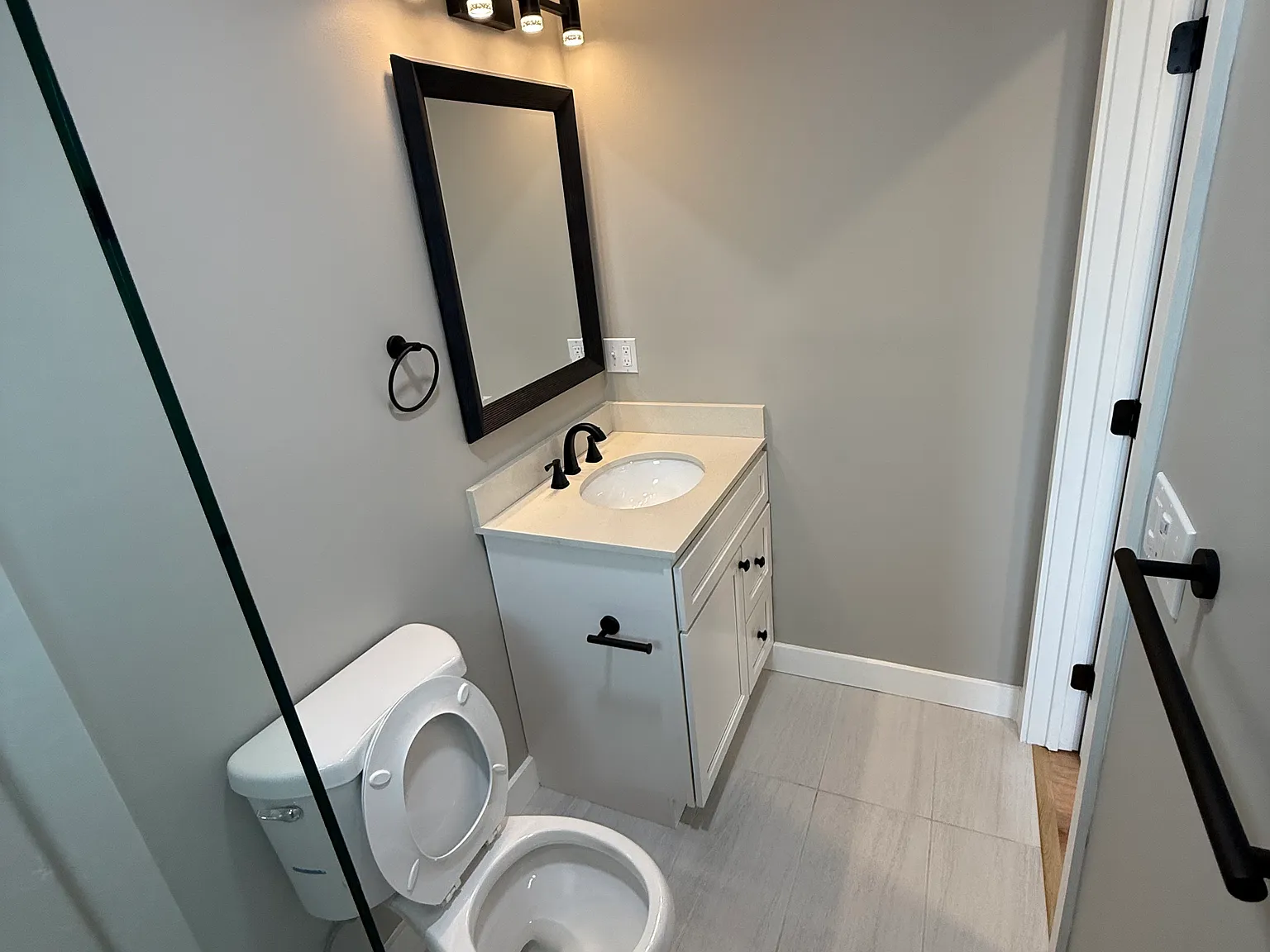 1 bed, 770 sqft, $2,500 — Photo 2