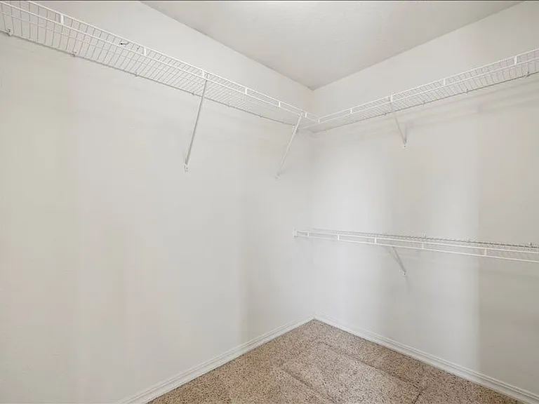 5708 Ochoco Ln — Photo 17