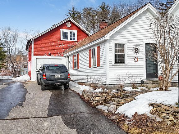 3rd image of 202 Emery Mills Road