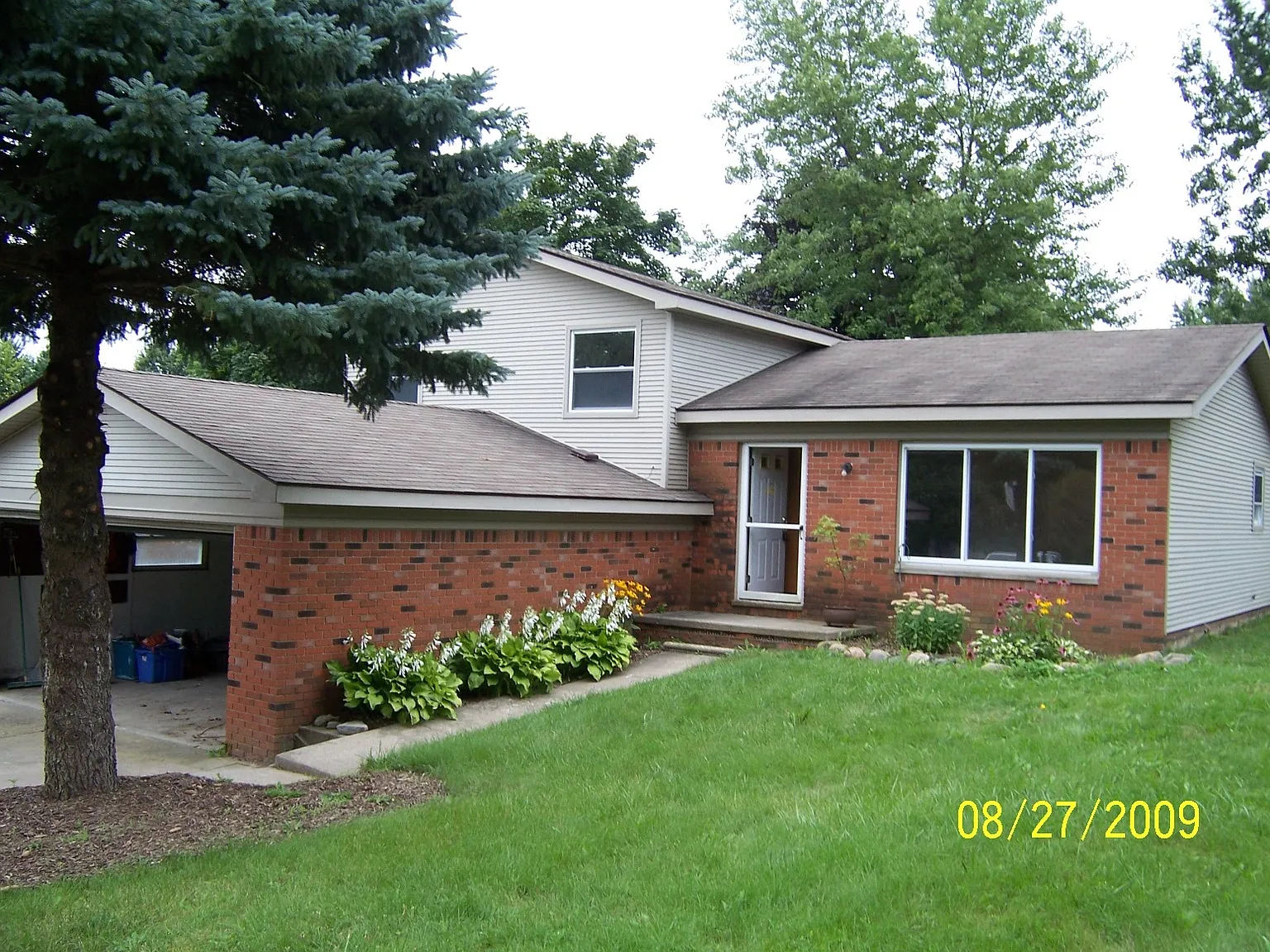 593 Broad Meadow Blvd photo 1