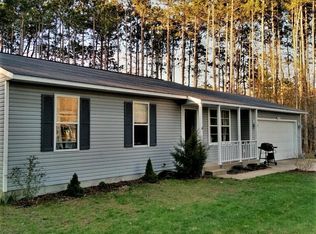 2670 Crystal Lake Rd, Whitehall, MI 49461