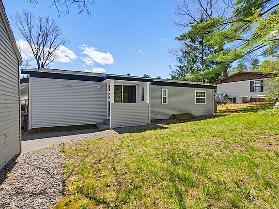 5th image of 55 Roger Road