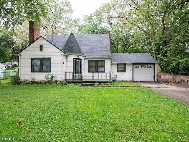 1st image of 16550 Belleplaine Dr