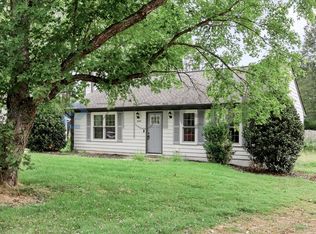 6724 Woodwedge Dr, Charlotte, NC 28227