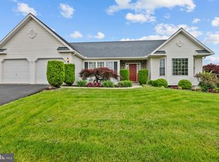 635 Ebersole Rd, Reading, PA 19605